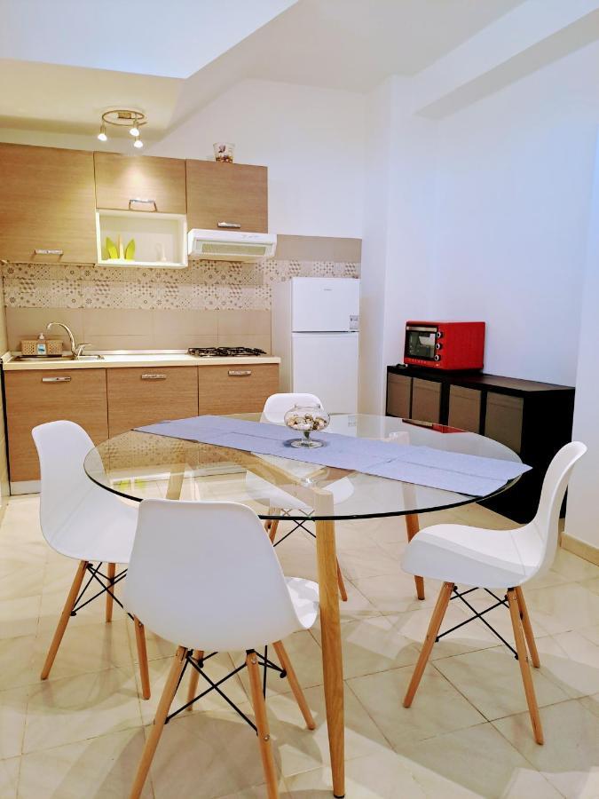 Tao Charming Apartment 陶尔米纳 外观 照片