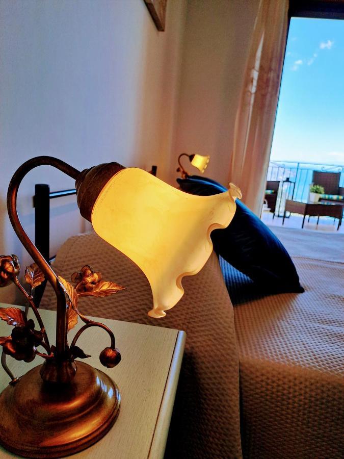 Tao Charming Apartment 陶尔米纳 外观 照片